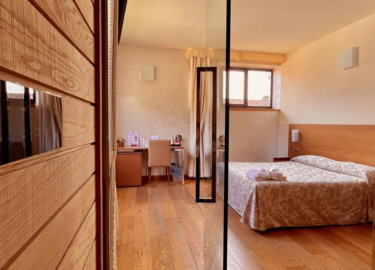 Hotel Lovere Resort & Spa 4*,